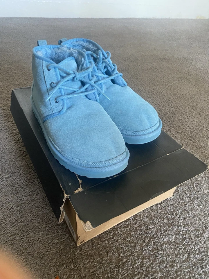 Botas Neumel UGG para hombre talla 12 Foto 2 de 4