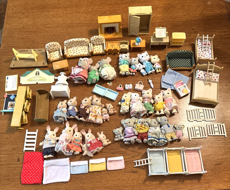 Huge Calico Critters Lot Mixed Flocked Animal Figures Furniture and Accessories