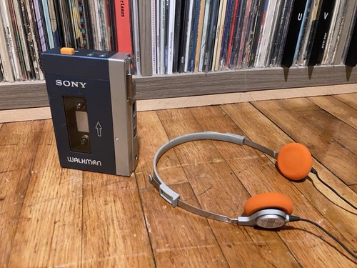 SONY Genuine Walkman TPS-L2 Headphone MDR-3L2 Used