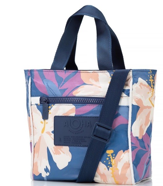 Aloha Collection Adrift Crossbody Bag Serene New with Tags 7.5”x