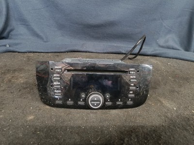 Autoradio Radio KFZ CD Player Fiat Punto 3 III 199 7355354400 OHNE CODE