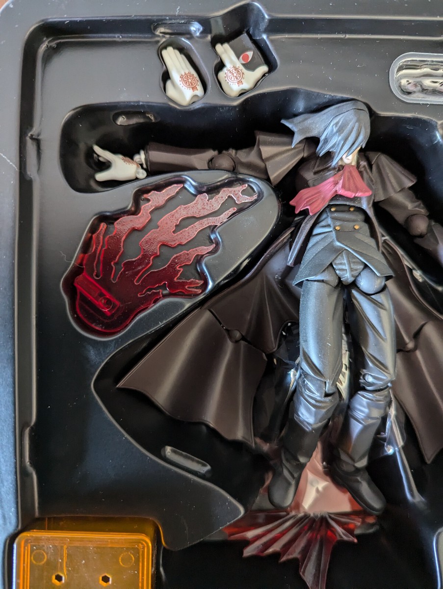 Kaiyodo Revoltech Yamaguchi No.114 HELLSING Alucard Figure Kaiyodo Revoltech Yamaguchi No.114 HELLSING Alucard Figure
