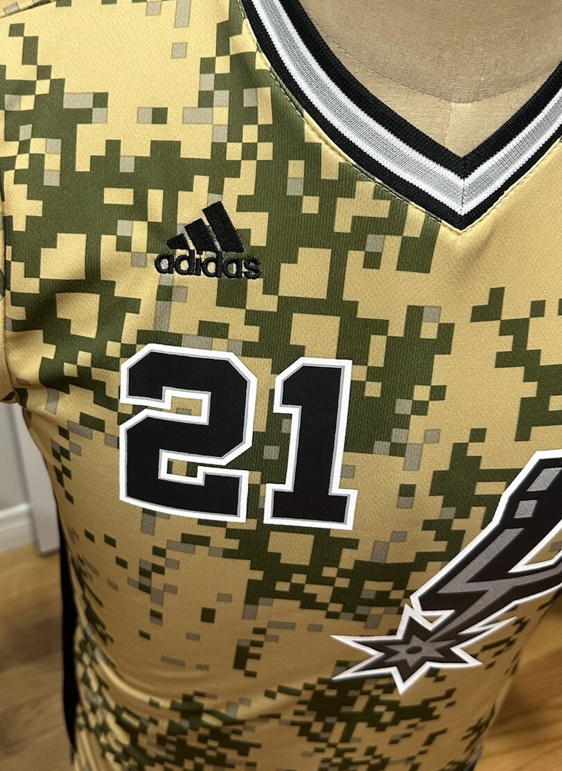 SPURS DUNCAN 21 ユニフォーム XL adidas Adidas Spurs Duncan #21 T Shirt Kid's Size (XL) Short Sleeve