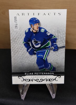 Upper Deck 2021-22 Artifacts #136 - Elias Pettersson - Base Stars /599 - Canucks