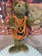 Boyds Bear Plush TJs Best Dressed Halloween Jack-o-lantern Pumpkin