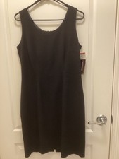 NWT Karen Steven’s Little Black Dress Sleeveless Back Kick Pleat Size 6