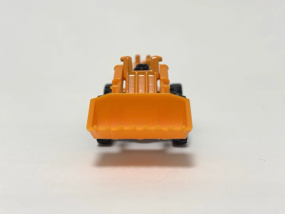 Cargador de ruedas Tomica - No.63 Furukawa FL140 hecho en Japón de colección Foto 4 de 4