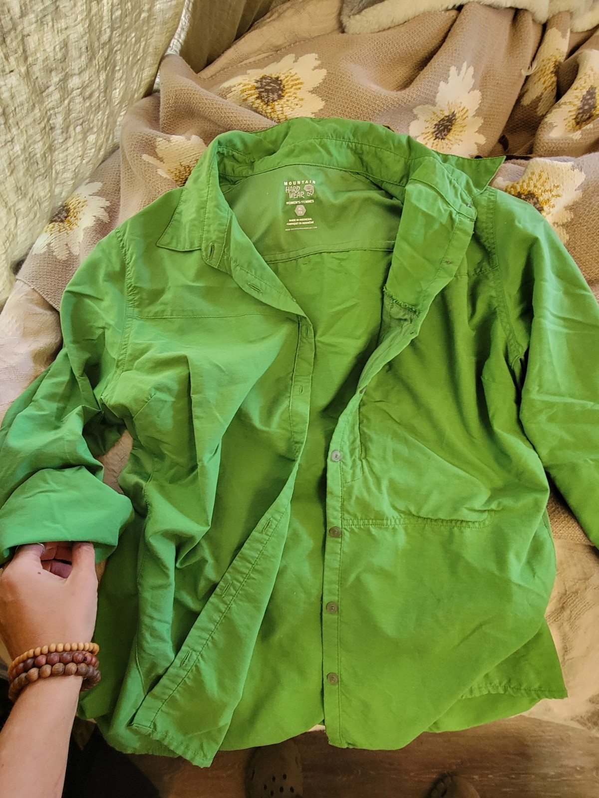 Mountain Hardware Outdoor Button Down Shirt Light… - image 7