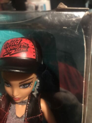 WILD HEARTS CREW CHARLIE LAKE DOLL BY MATTEL #MS-2 - Picture 2 of 3