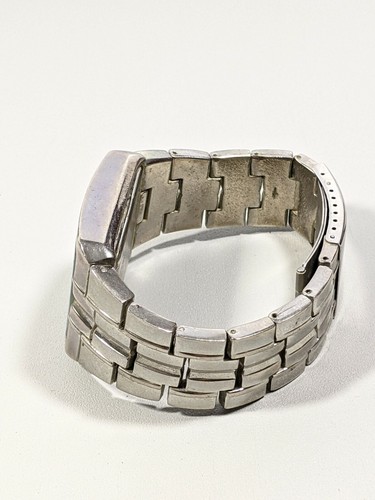 Luxe Diamond Silver Tone Date Indicator Stainless Steel Band Watch 7 Inch - Picture 6 of 8