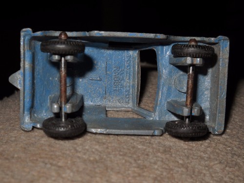 VTG BLUE RABBIT #1 TOOTSIETOY DIECAST METAL 2" CAR - Picture 5 of 5