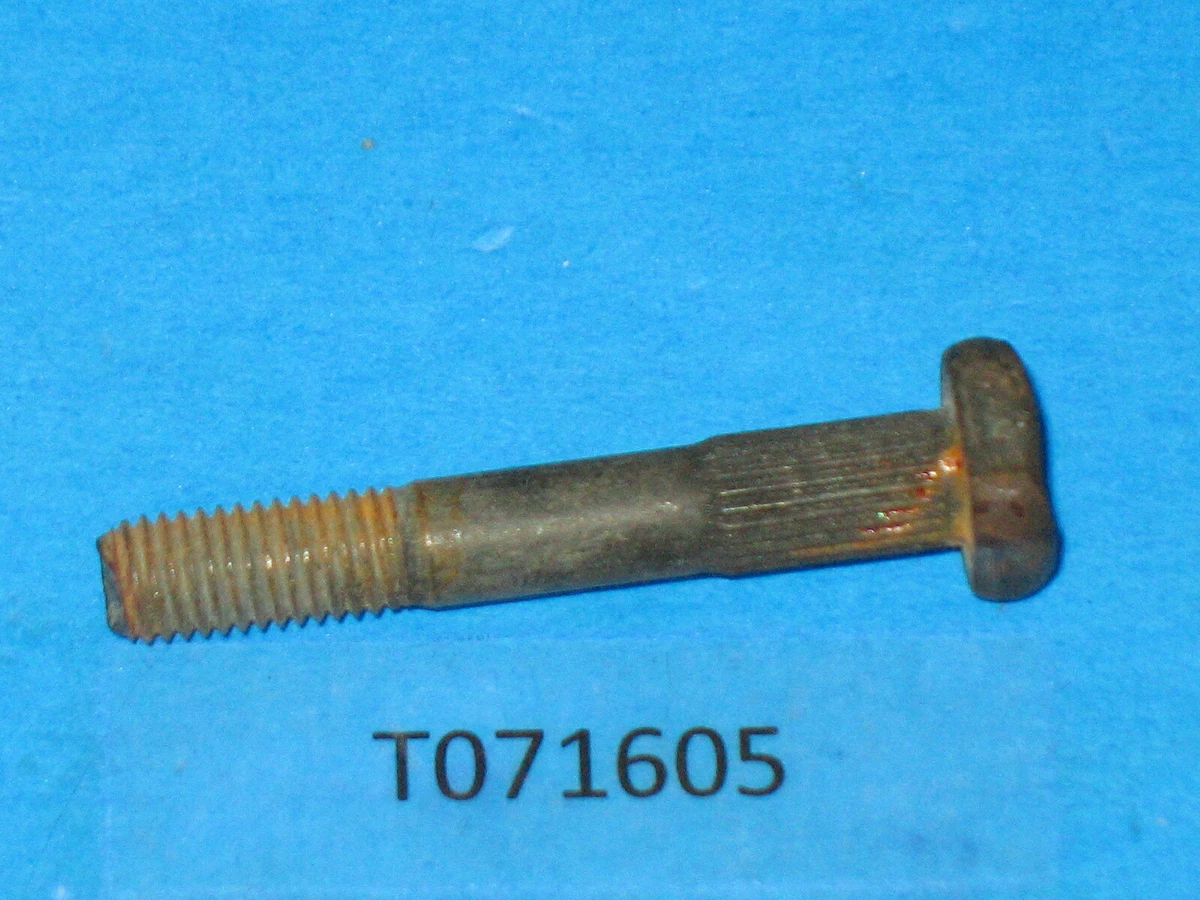 OEM McCULLOCH 83856-01 bar stud bolt ~ 3205 3214 3216 3805 3818 
