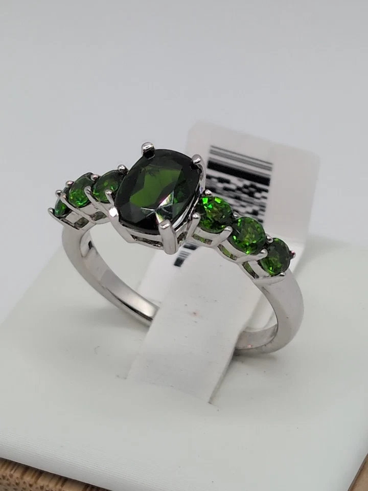 Impresionante Anillo BBJ 7 Piedras Ruso Cromo Diópsido Chapado en Rodio Plata Esterlina Foto 4 de 4
