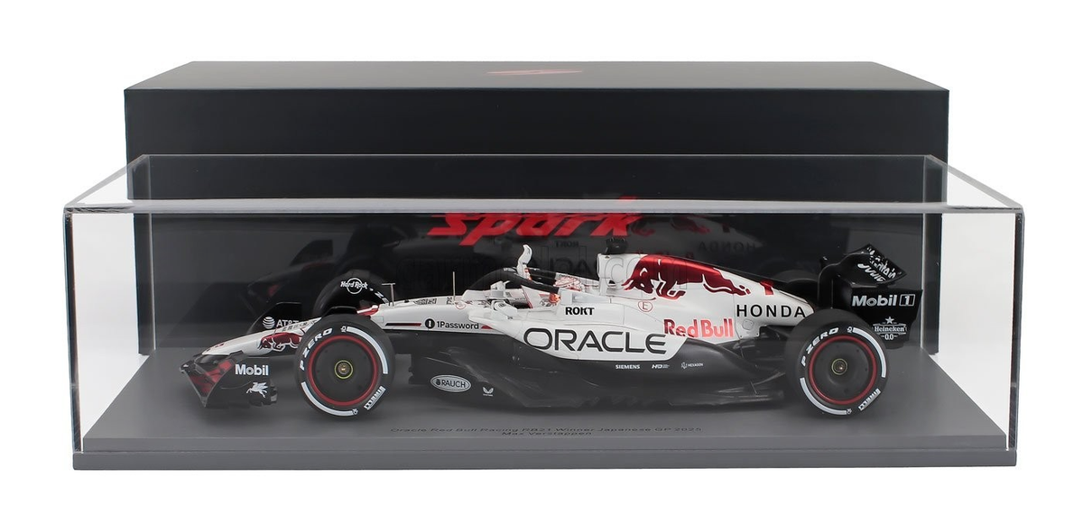 Spark Model レッドブル F1カー 2021 限定版 Model Car 1:18 F1 Spark Red Bull Honda RB21 Max Verstappen
