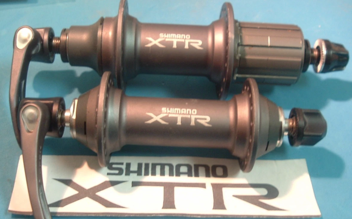 shimano XTR M950 ハブ　28H shimano XTR M950 ハブ 28H 【公式通販】