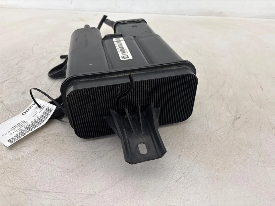 2010 - 2017 GMC Terrain 3.6L vaporizador vasilha fabricante de equipamento original - Imagem 3 de 4