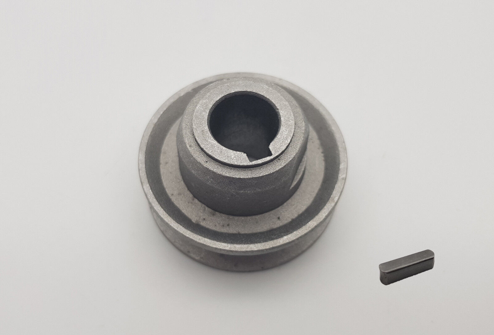 PULLEY WHEELS FOR USE IN V BELT MACHINE SEWING MACHINE ALUMINIUM
