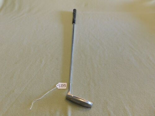 Ladies Women's Cleveland Bloom Steel 33.25 Inch Right Handed Blade Putter S775 - Picture 3 of 10