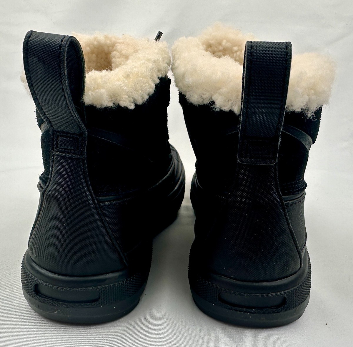 Nike Woodside Chukka 2 Black / Anthracite Boots 537345-001 Women's