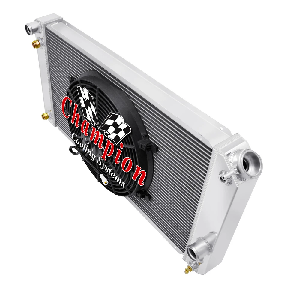 Radiador Eagle Champion 4 filas todo aluminio con ventilador de 14" para GMC Jimmy 1996-2005 Foto 3 de 4