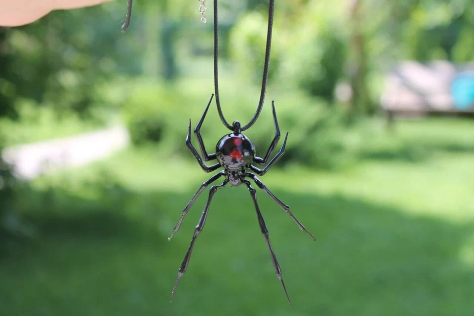 Spider Black Widow, pendant Blown glass Spider,Hanging Spider Black Widow, - Image 3 of 4
