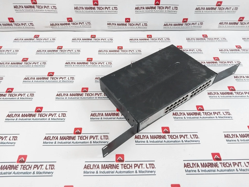 D-LINK DGS-1024C Gigabit Switch OGS1024CI….A1E - Image 3 of 4