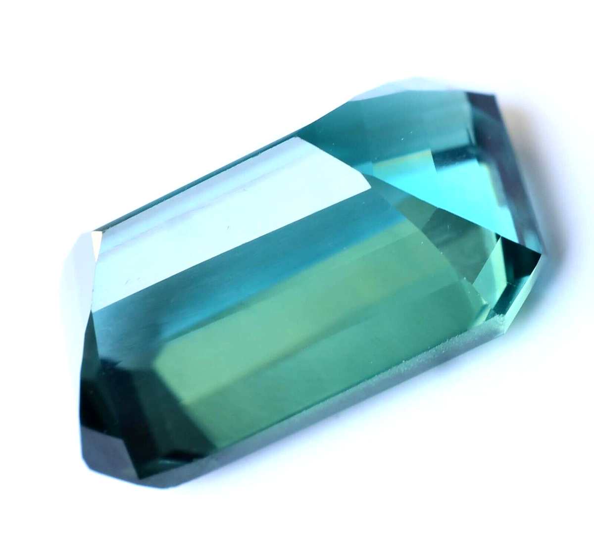 Tourmaline Paraiba Rare Vert Néon 6,85 Carats - Certifiée GDL, Naturelle Non Traitée - Origine Mozambique