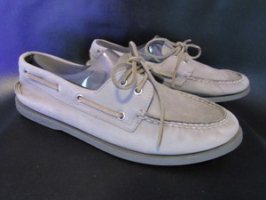 mens gray boat shoes