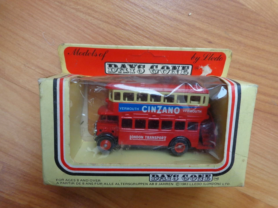 LLEDO Days Gone Classic 1932 AEC Regent Doppelstock Bus Cinzano Vermouth - Bild 1 von 1