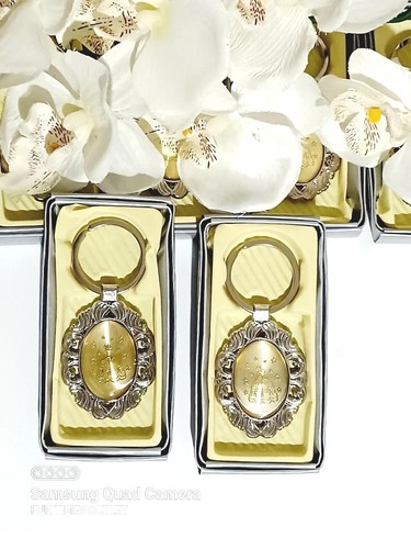 12 Pc Quinceanera Keychain Recuerdos Llaveros Party Favors Sweet Mis XV Anos - Picture 5 of 6