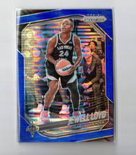 2025 Panini Prizm WNBA Blue Pulsar /199 #57 Jewel Lloyd