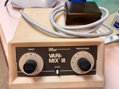 Dentsply Caulk VARI-MIX III Amalgamator Dental Lab Mixer