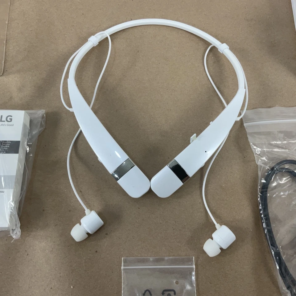 LG Tone Pro HBS-760 Premium Bluetooth Wireless Stereo Headset White - Image 3 of 4