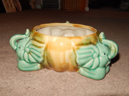 Glazed Green and Brown Bamboo OR Succulent Planter TRUNK UP 3 Elephants - Picture 15 of 15