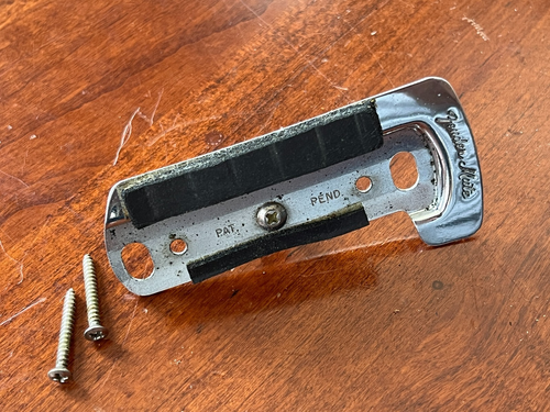 1960s Fender Jaguar Jazzmaster guitar mute