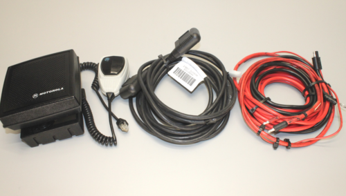 Motorola MCS2000 UHF Model 2 100 Watts 403-470 HAM M01RLM9PW6AN - Picture 4 of 5