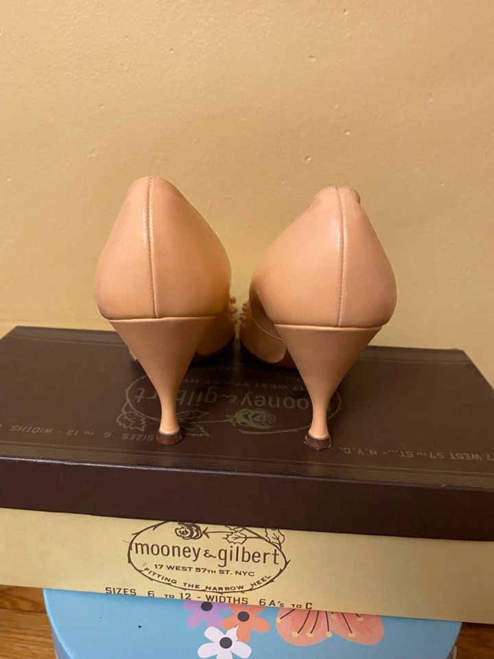 Zapatos de salón vintage de punta puntiaguda color melocotón años 50/60 para mujer talla US 5/5,5 ESTRECHOS Foto 2 de 4