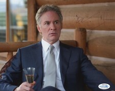 Kevin Kline Autographed Signed 8x10 Photo ACOA