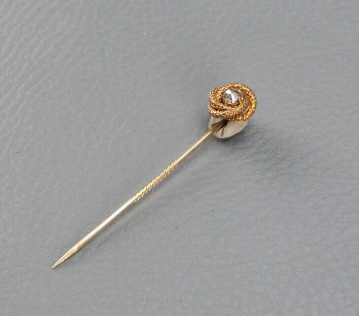 Mini pince à cravate dorée réhaussée de Zircon | En stock! | Warren Asher