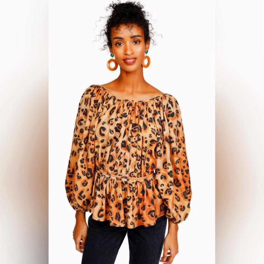 Leopard peplum sales top
