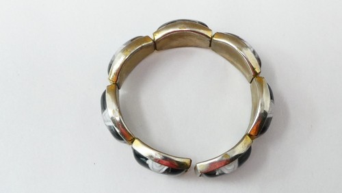Black Stretch Bracelet Rose Motif Seven Panel Retro Mid Century Costume - Picture 3 of 4