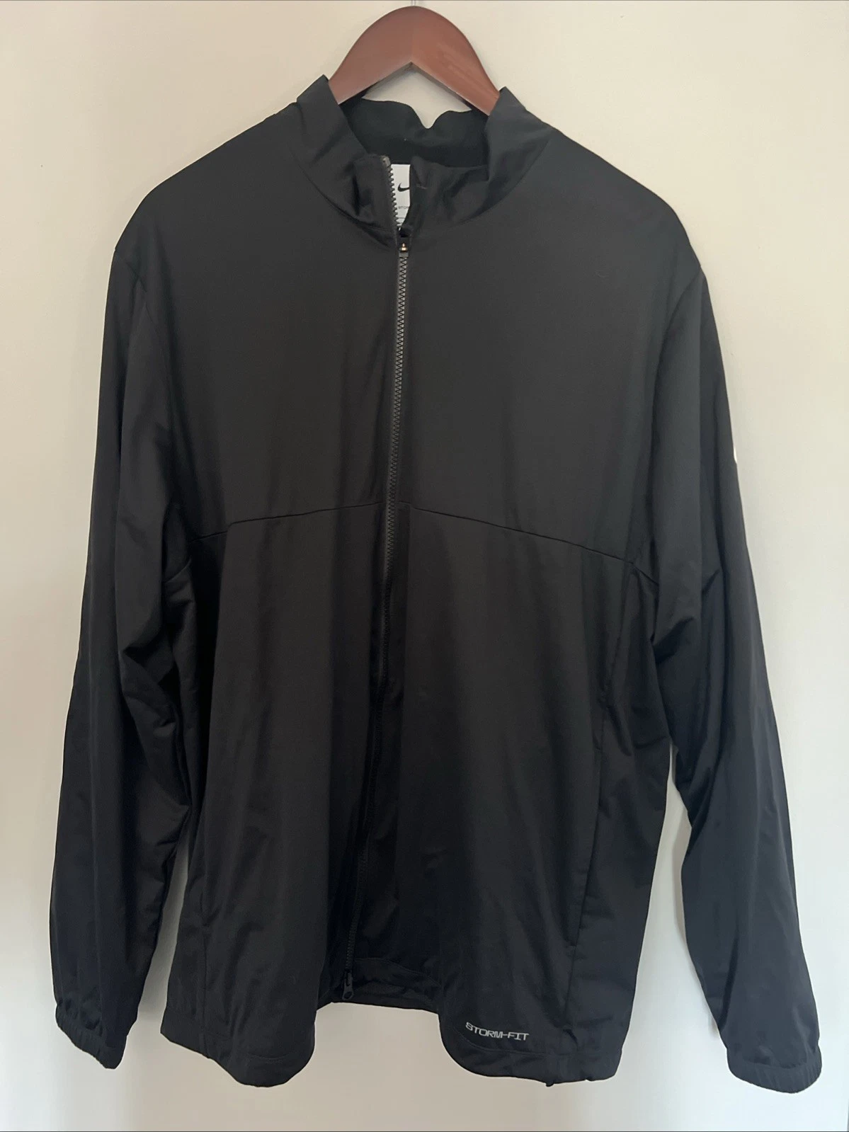 Nike Men’s Storm Fit Full Zip Black Jacket Size XL NWT