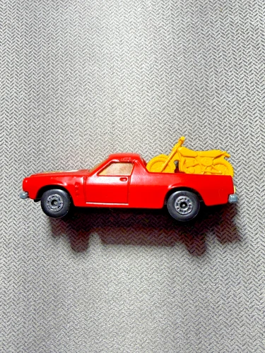 Vintage Lesney Matchbox SuperFast Number 60 Holden Pickup Truck Near Mint 1977