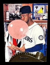 Top 10 Ken Griffey Jr. Baseball Cards of All-Time 30