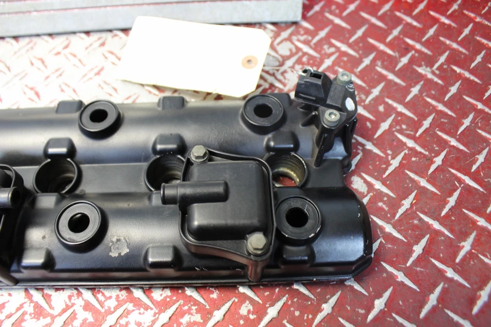 Suzuki GSXR 1000 2005-2006 OEM CUBIERTA DE VÁLVULA Y SENSOR DE LEVA KP05 Foto 2 de 4