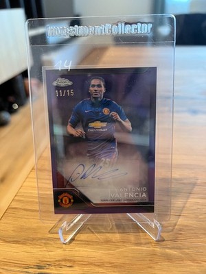2024-25 Topps Chrome Deluxe Manchester United Antonio Valencia Auto /15 Purple