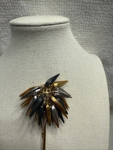 Vintage MCM Tri Color Pin Dangling Leaves Brooch - Picture 5 of 15
