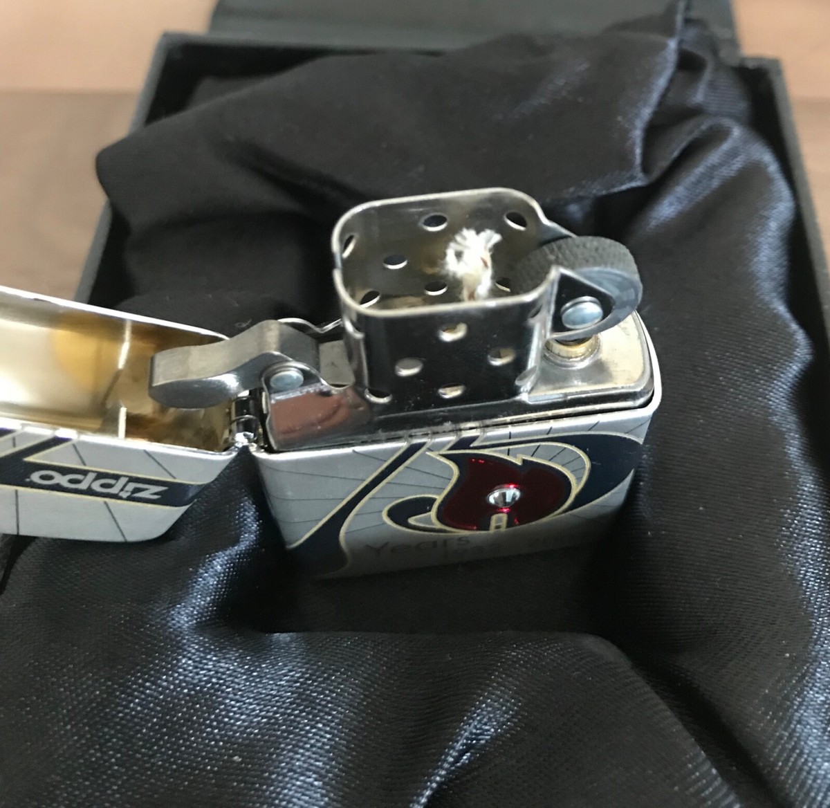 zippo 75th Anniversary lighters limited 500 swarovski 2007