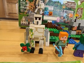 Lego Minecraft 21123, The Iron Golem 100% Complete With Box