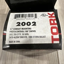 Tork 2002 208–277 VACPhotocontrol 1/2" Conduit Mounting  180 Swivel